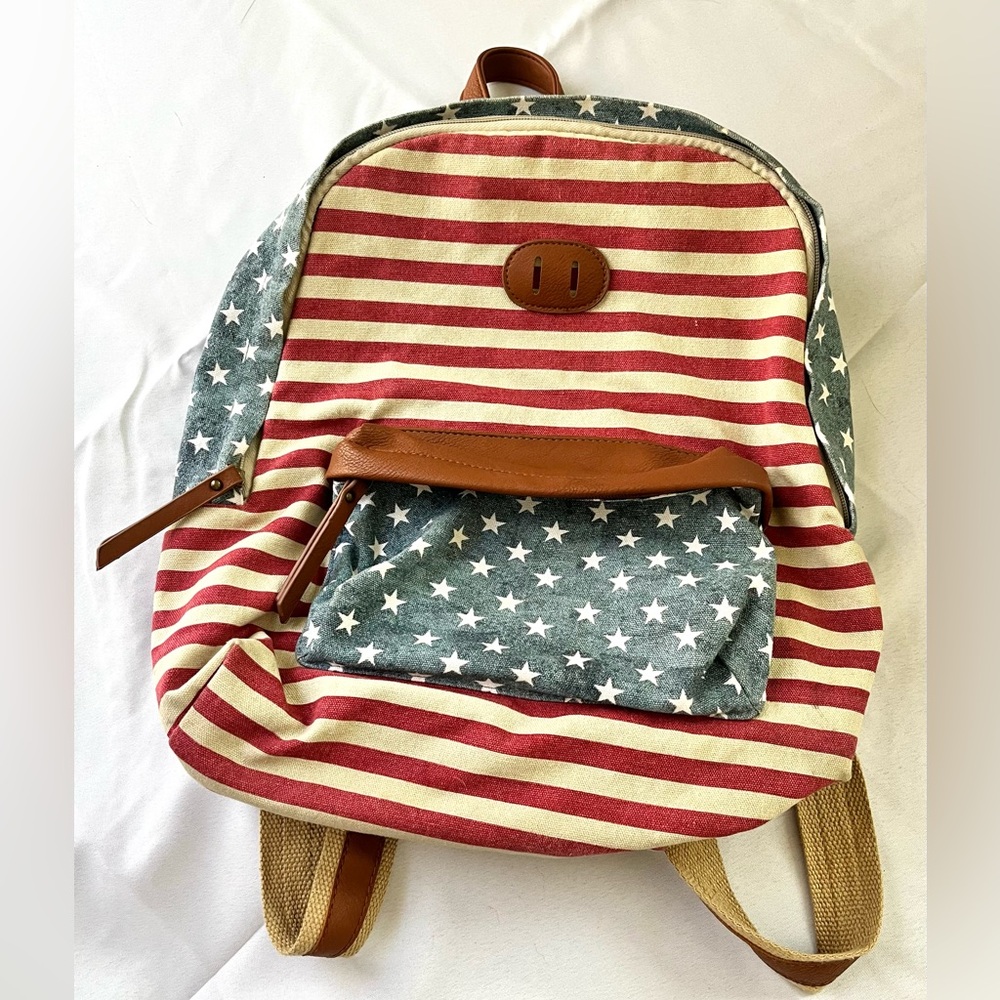 Patriotic Steve Madden backpack❤️🤍💙. **EVERYTHING MUST GO, MOVING SALE**